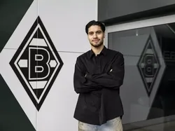 Sah! Kevin Diks Gabung Borussia Moenchengladbach Musim Depan