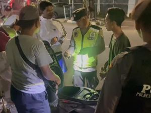 Razia Kamtibmas di Pasuruan, Pengendara Bawa Badik Terjaring Razia Kamtibmas di Pasuruan, Pengendara Bawa Badik Terjaring