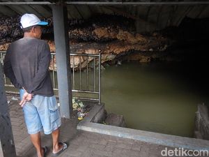 Gua Ngerong Tuban, Destinasi Mistis yang Ramai Tiap Jumat Pahing Gua Ngerong Tuban, Destinasi Mistis yang Ramai Tiap Jumat Pahing