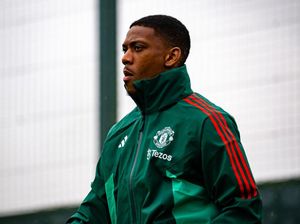 Anthony Martial Main 17 Laga Beruntun di Yunani, Gak Pakai Cedera Anthony Martial Main 17 Laga Beruntun di Yunani, Gak Pakai Cedera