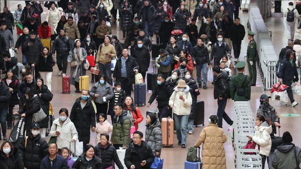 Begini Suasana Puncak Mudik Libur Imlek di Beijing