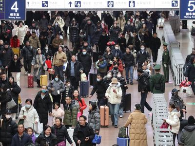 Begini Suasana Puncak Mudik Libur Imlek di Beijing