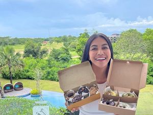 Denada Hobi Kulineran, Ngopi Cantik hingga Makan Nasi Padang