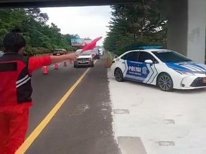 Contraflow Diberlakukan di Km 44-41 Tol Jagorawi Arah Jakarta Sore Ini Contraflow Diberlakukan di Km 44-41 Tol Jagorawi Arah Jakarta Sore Ini