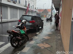 Perempuan Sidoarjo Loncat dari Lantai 2 Diduga Depresi Usai Kena PHK