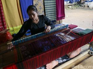Menenun, Tradisi Leluhur Baduy Khusus Kaum Wanita Menenun, Tradisi Leluhur Baduy Khusus Kaum Wanita
