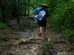 Lembaga Adat Larang Penerbangan Drone di Baduy