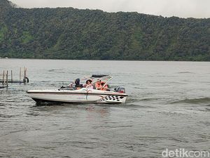 Pelancong Asal Jawa Dominasi Kunjungan di Ulun Danu Beratan Pelancong Asal Jawa Dominasi Kunjungan di Ulun Danu Beratan