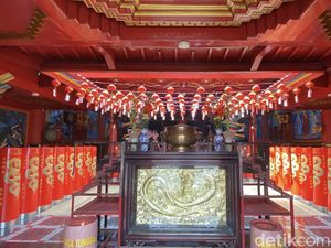 Vihara Widhi Sakti Sukabumi Bersolek Sambut Imlek dan Cap Go Meh Vihara Widhi Sakti Sukabumi Bersolek Sambut Imlek dan Cap Go Meh