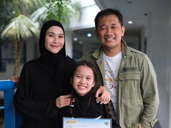 Zaskia Adya Mecca Dukung Kala Main Bola, Belum Izinkan ke Eropa