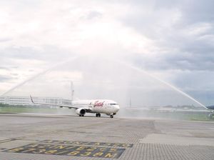Batik Air Buka Suara Viral Pesawat Miring Saat Mendarat di Soetta Batik Air Buka Suara Viral Pesawat Miring Saat Mendarat di Soetta