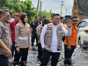 3.500 Rumah-21 Sekolah di Pelalawan Terdampak Banjir 3.500 Rumah-21 Sekolah di Pelalawan Terdampak Banjir