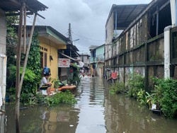 Cerita Warga Cengkareng Tak Kaget Jadi Langganan Banjir: Sudah Biasa