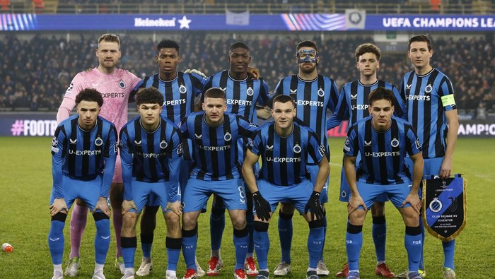 Soccer Football - Champions League - Club Brugge v Juventus - Jan Breydel Stadium, Bruges, Belgium - January 21, 2025  Club Brugge players pose for a team group photo before the match REUTERS/Johanna Geron