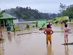 Puluhan Rumah Warga di Muratara Terendam Banjir Usai Sungai Rawas Meluap