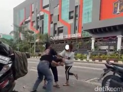 Fakta Sejumlah Remaja Surabaya Jambak-jambakan gegara Saling Ejek di TikTok