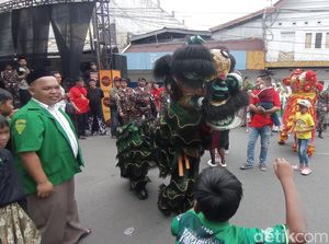 Atraksi Barongsai Warnai Harlah NU di Kota Tasikmalaya
