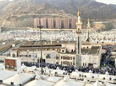 Melihat Masjid Tempat Salat 70 Nabi