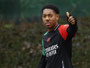 FA Cabut Kartu Merah Bek Arsenal Myles Lewis-Skelly