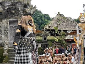 Ada Barong Landung, Kunjungan Turis di Penglipuran Meningkat 180 Persen Ada Barong Landung, Kunjungan Turis di Penglipuran Meningkat 180 Persen