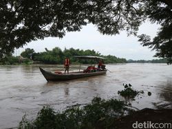 Cuaca Ekstrem, Bengawan Solo Bojonegoro Siaga 2 Kuning