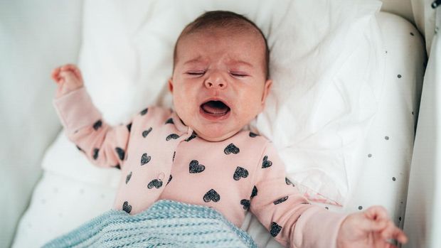Bayi menangis saat tidur