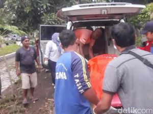 Wanita Situbondo Ditemukan Hangus di Kamar Saat Rumahnya Terbakar Wanita Situbondo Ditemukan Hangus di Kamar Saat Rumahnya Terbakar