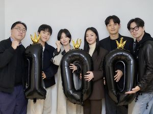Film Song Hye Kyo Dark Nuns Sukses, Tembus 1 Juta Penonton dalam 6 Hari Film Song Hye Kyo Dark Nuns Sukses, Tembus 1 Juta Penonton dalam 6 Hari