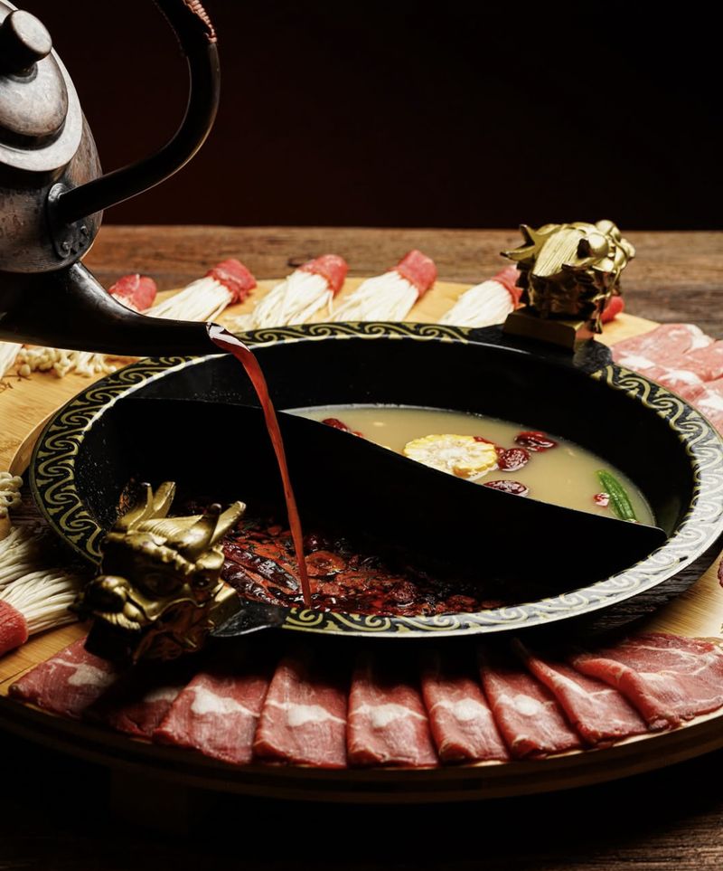 Hot Pot Kuah Mala yang Pedas Berempah Ada di 5 Tempat Ini