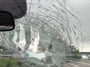 Jabar Hari Ini: Teror Lemparan Batu di Ciwidey Bandung Jabar Hari Ini: Teror Lemparan Batu di Ciwidey Bandung