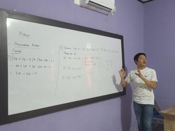 Cerita Kompol Tatang Bikin Bimbel Gratis untuk Siswa di Lubuklinggau