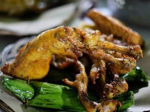 5 Kuliner Legendaris di Jatinegara yang Lezatnya Tak Lekang oleh Zaman 5 Kuliner Legendaris di Jatinegara yang Lezatnya Tak Lekang oleh Zaman