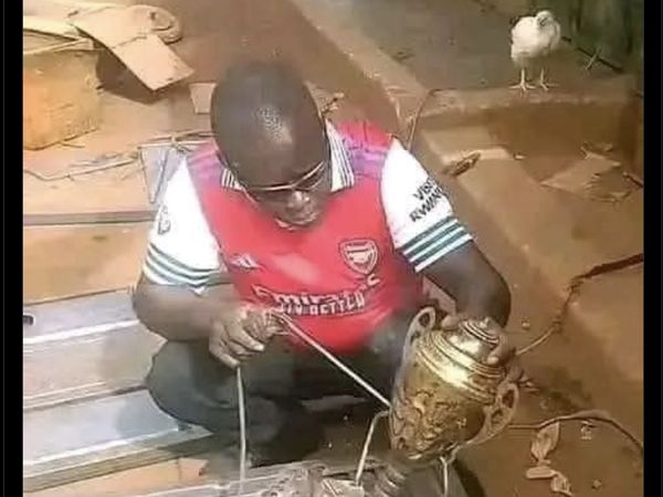 Meme Liga Champions: Arsenal Finis 4 Besar, eh Malah Kena Ledek