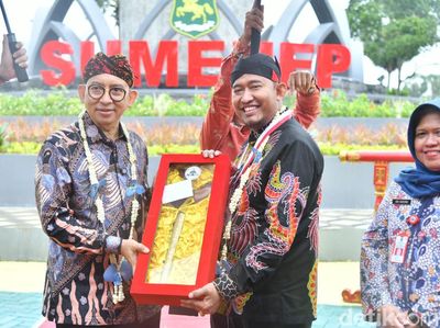 Menteri Kebudayaan Resmikan Tugu Keris Arya Wiraraja Sumenep