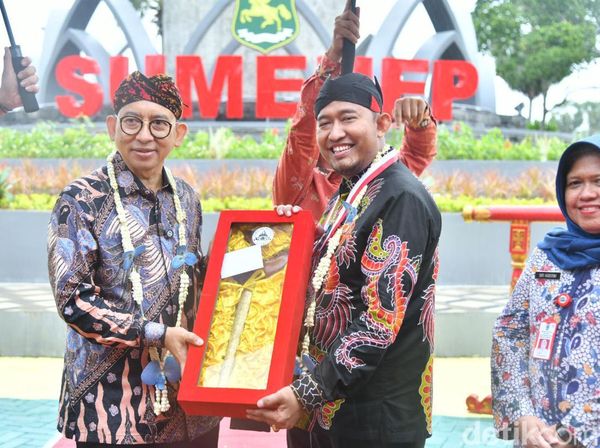 Menteri Kebudayaan Resmikan Tugu Keris Arya Wiraraja Sumenep