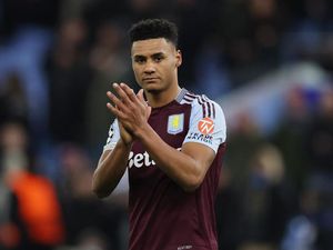 Batu Sandungan MU Rekrut Ollie Watkins Batu Sandungan MU Rekrut Ollie Watkins