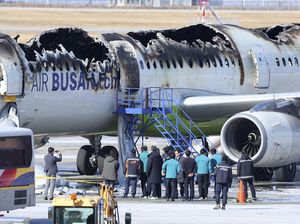 Video: Evaluasi Kebakaran Air Busan, Korsel Terapkan Aturan Baru terkait Power Bank Video: Evaluasi Kebakaran Air Busan, Korsel Terapkan Aturan Baru terkait Power Bank