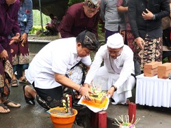 Jogging Track di Monumen Bajra Sandhi Ditata, Mahendra Letakkan Batu Pertama