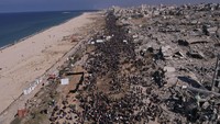 Potret Bersejarah Ribuan Warga Gaza Pulang ke Rumah