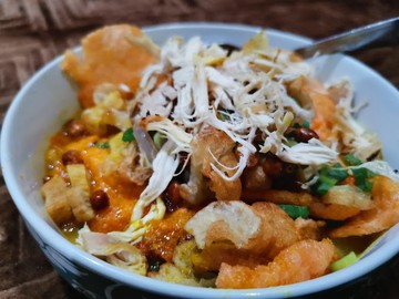 Bubur Ayam Sarapan Terenak di Dunia hingga Kedai Kopi di Suryakencana