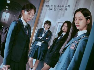 Viral Adegan Ciuman Hyeri di Drakor Friendly Rivalry, Tuai Perdebatan Fans Viral Adegan Ciuman Hyeri di Drakor Friendly Rivalry, Tuai Perdebatan Fans