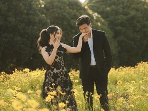 Frans Faisal Nikahi Manajer Pribadi, Potret Bibi-Vanessa Angel Dampingi di Akad