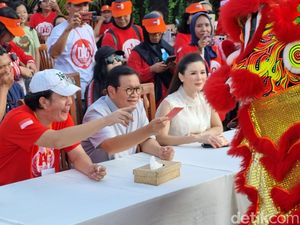Video: Pramono Hadiri Syukuran Kemenangan Pilgub Jakarta di Ancol Video: Pramono Hadiri Syukuran Kemenangan Pilgub Jakarta di Ancol