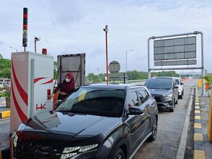 86.194 Kendaraan Melintas di Tol Palindra-Indraprabu Selama Libur Imlek 86.194 Kendaraan Melintas di Tol Palindra-Indraprabu Selama Libur Imlek