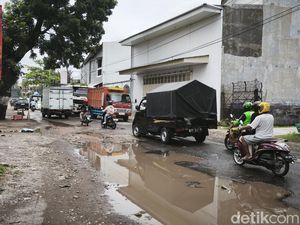 Penanggung Jawab Jalan Rusak Bisa Dipenjara! Ini Aturannya Penanggung Jawab Jalan Rusak Bisa Dipenjara! Ini Aturannya