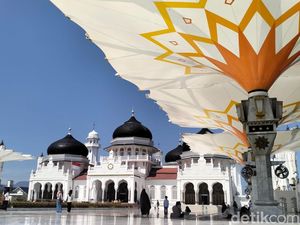 Melihat Wajah Baru Payung Masjid Raya Baiturrahman Aceh Usai Diganti