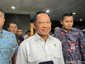 Temui Ketua MK, Tito Minta Salinan Putusan Dismissal Diunggah Secepatnya Temui Ketua MK, Tito Minta Salinan Putusan Dismissal Diunggah Secepatnya