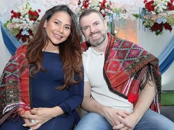 Nana Ricardo, Adik Melaney Ricardo Hamil Usai 16 Tahun Menanti