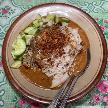 Nyamm! Ini 10 Ketoprak Legendaris di Jakarta, Ada yang Sejak 1960-an