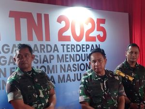 Panglima TNI Jamin Sanksi Tegas Anggota Terlibat Bentrok di Deli Serdang Panglima TNI Jamin Sanksi Tegas Anggota Terlibat Bentrok di Deli Serdang